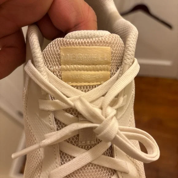 Women’s Merrell Cream Trail Running Shoes size 10 - Picture 9 of 9